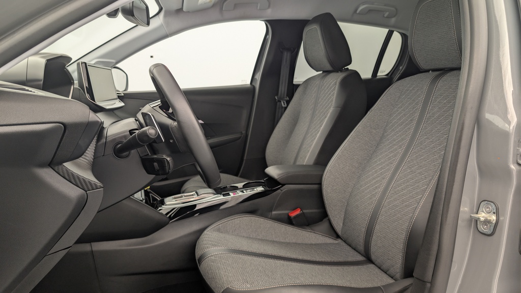 Peugeot 208 PureTech 100 S&S EAT8 Allure