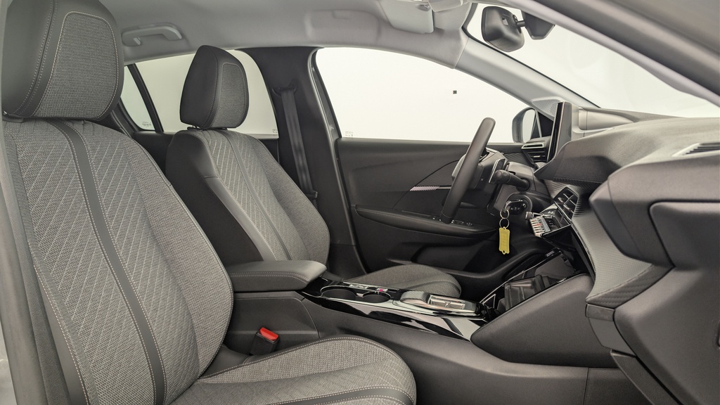 Peugeot 208 PureTech 100 S&S EAT8 Allure