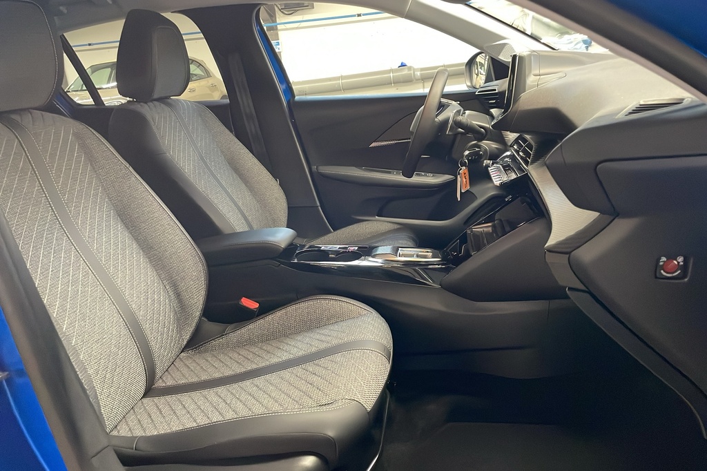 Peugeot 208 PureTech 100 S&S EAT8 Allure