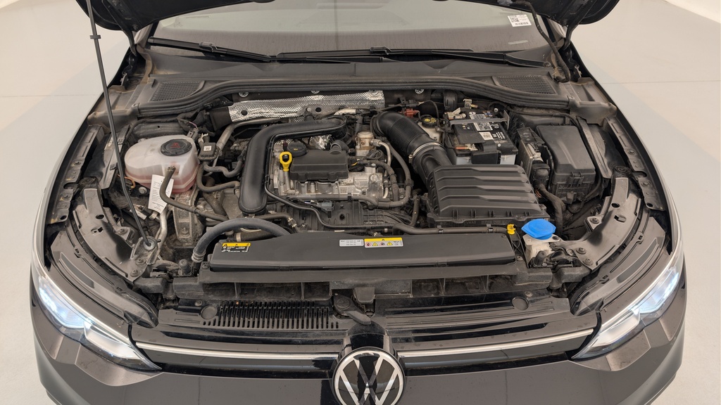 Volkswagen GOLF 8 1.0 TSI OPF 110 BVM6 LIFE