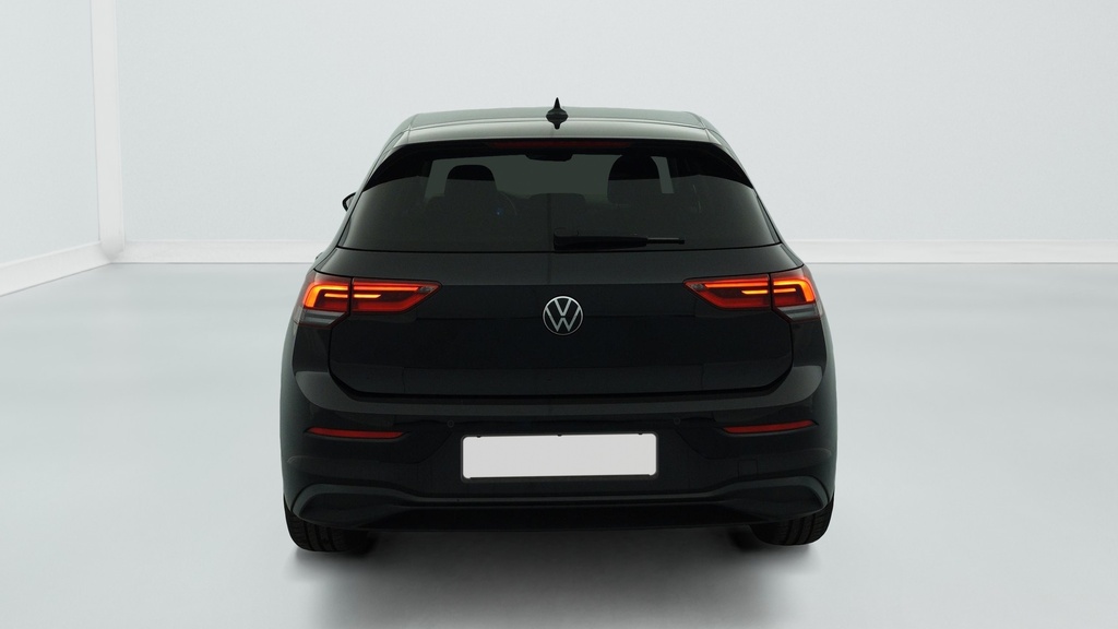 Volkswagen GOLF 8 1.0 TSI OPF 110 BVM6 LIFE