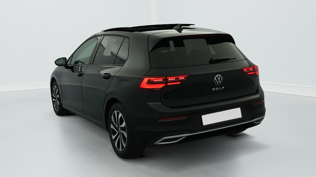 Volkswagen GOLF 8 2.0 TDI SCR 150 DSG7 ACTIVE