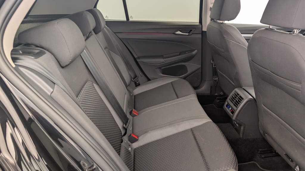 Volkswagen GOLF 8 2.0 TDI SCR 150 DSG7 ACTIVE