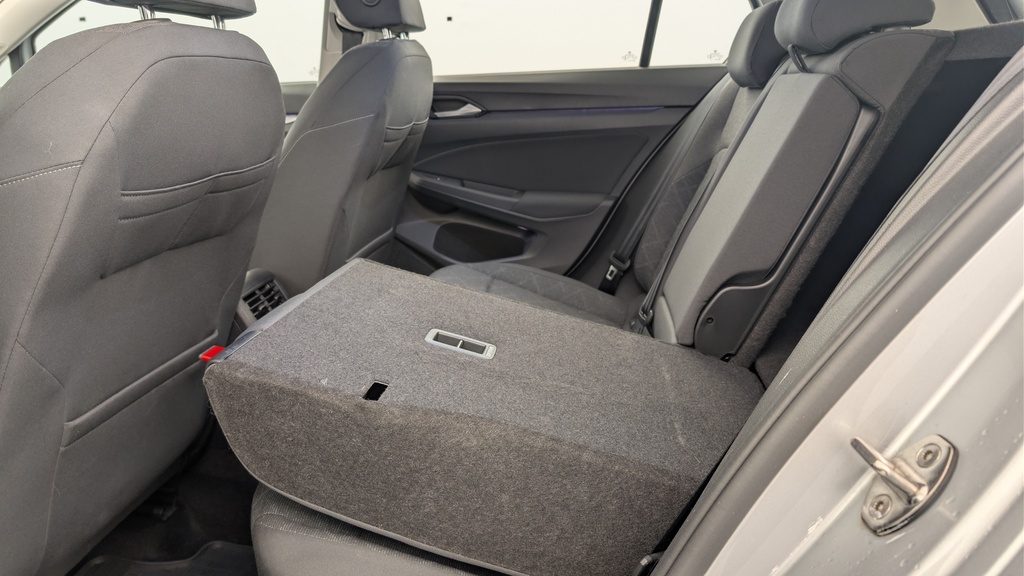 Volkswagen GOLF 8 1.0 TSI OPF 110 BVM6 LIFE