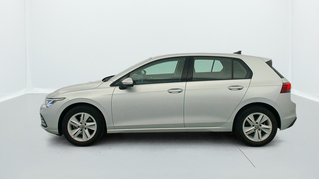 Volkswagen GOLF 8 1.0 TSI OPF 110 BVM6 LIFE