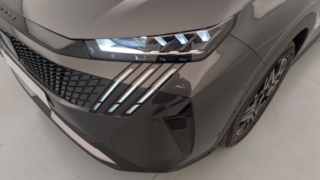 Peugeot 5008 HYBRID 145CH E-DCS6 GT