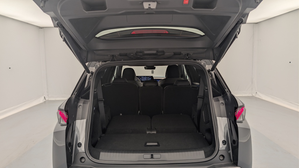 Peugeot 5008 HYBRID 145CH E-DCS6 GT