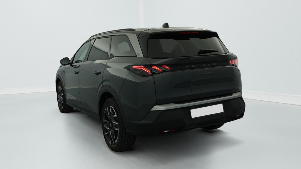 Peugeot 5008 HYBRID 145CH E-DCS6 GT