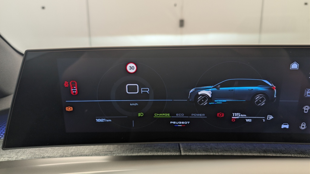 Peugeot 5008 HYBRID 145CH E-DCS6 GT
