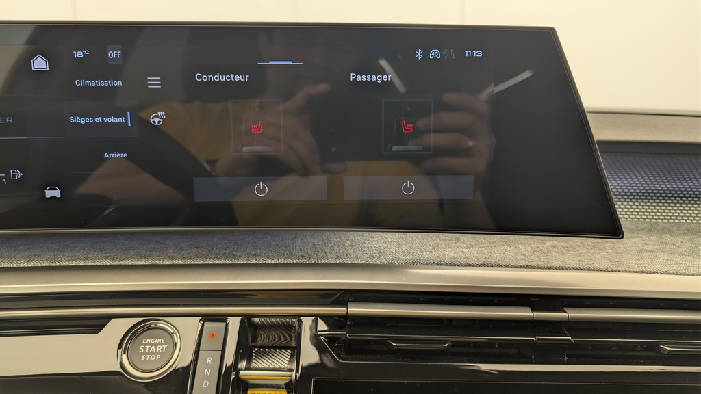 Peugeot 5008 HYBRID 145CH E-DCS6 GT