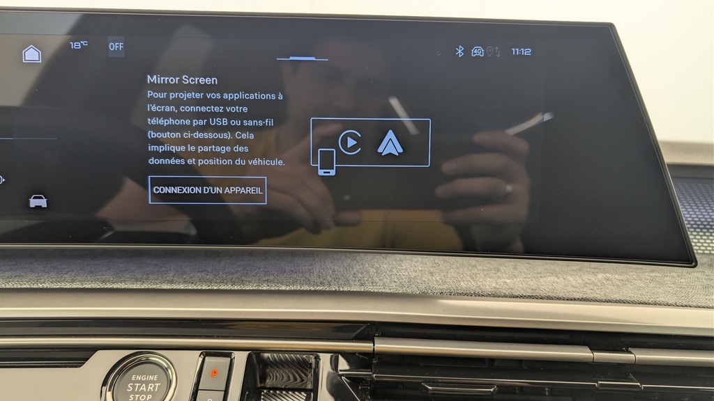 Peugeot 5008 HYBRID 145CH E-DCS6 GT
