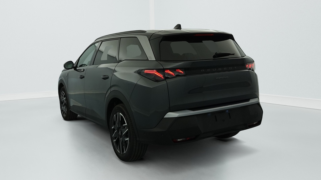 Peugeot 5008 HYBRID 145CH E-DCS6 GT