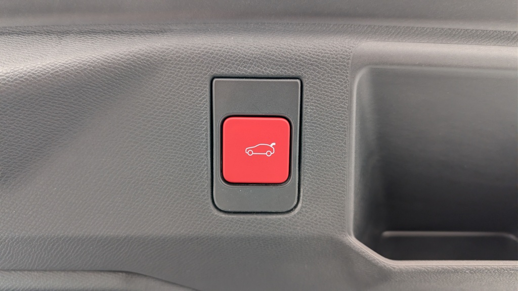 Peugeot 5008 HYBRID 145CH E-DCS6 GT