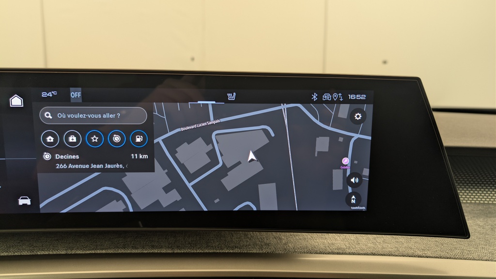 Peugeot 5008 HYBRID 145CH E-DCS6 GT