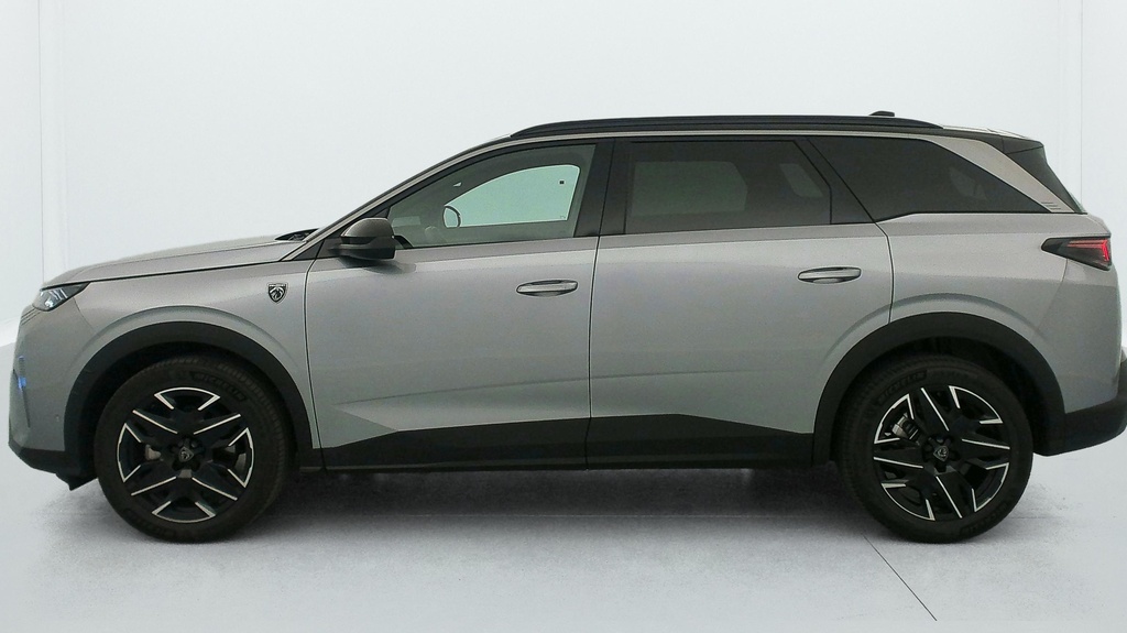 Peugeot 5008 HYBRID 145CH E-DCS6 GT