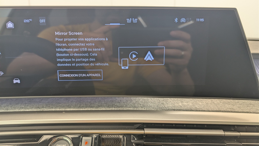 Peugeot 5008 HYBRID 145CH E-DCS6 GT