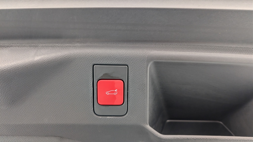 Peugeot 5008 HYBRID 145CH E-DCS6 GT