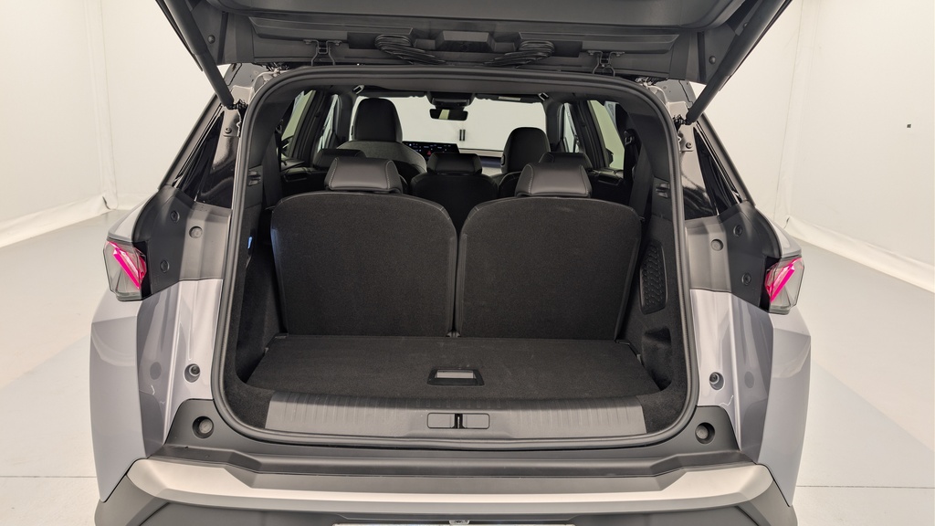 Peugeot 5008 HYBRID 145CH E-DCS6 GT