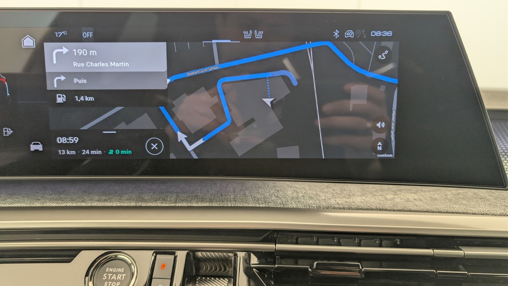 Peugeot 5008 HYBRID 145CH E-DCS6 GT