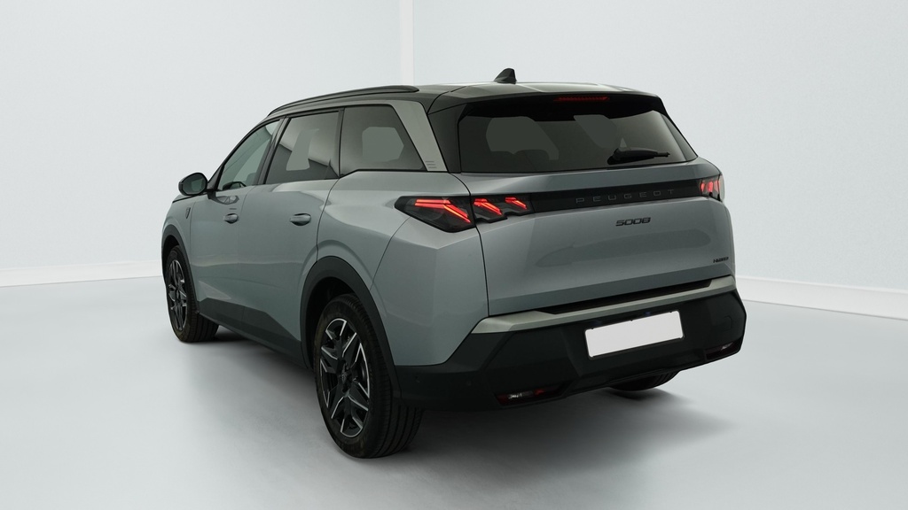 Peugeot 5008 HYBRID 145CH E-DCS6 GT
