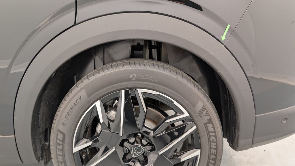 Peugeot 5008 HYBRID 145CH E-DCS6 GT