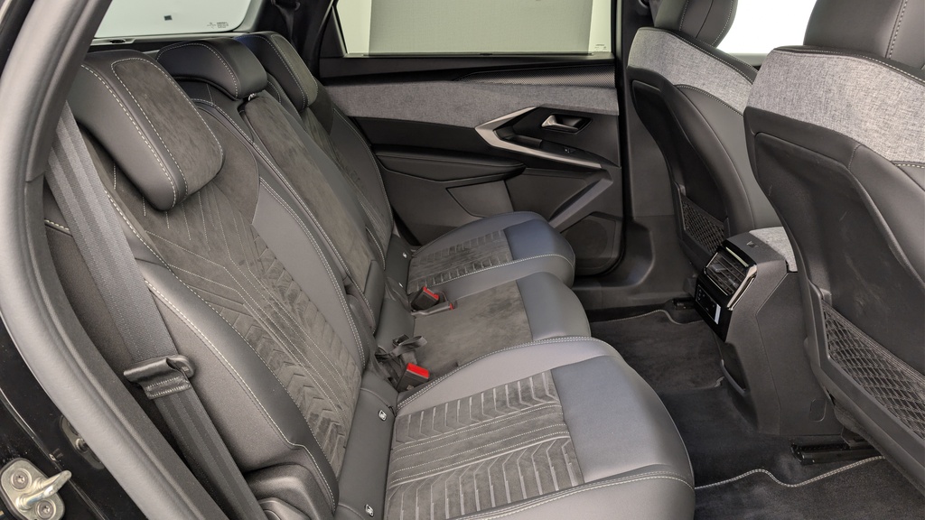 Peugeot 5008 HYBRID 145CH E-DCS6 GT