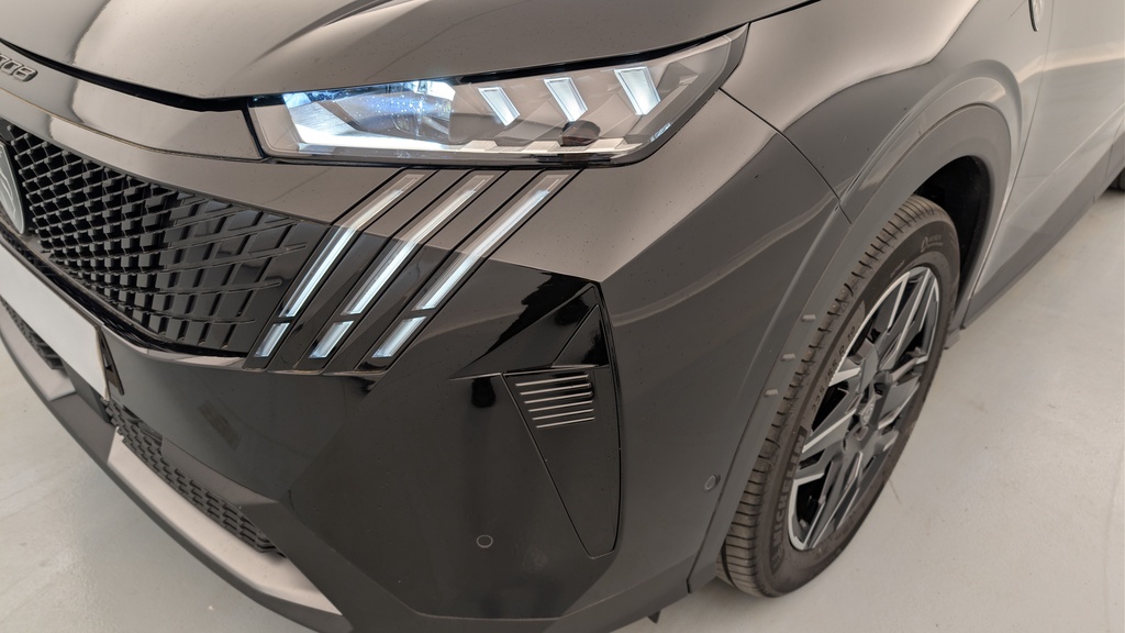 Peugeot 5008 HYBRID 145CH E-DCS6 GT