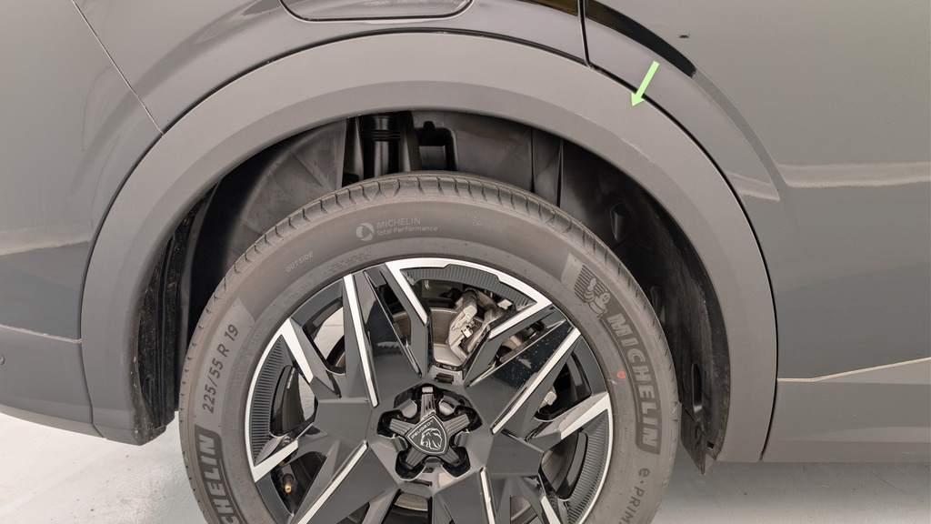 Peugeot 5008 HYBRID 145CH E-DCS6 GT