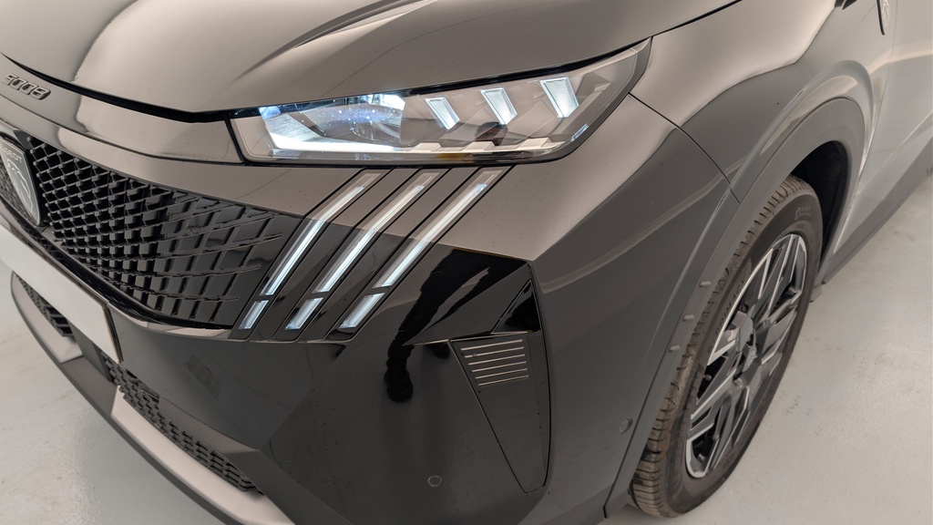 Peugeot 5008 HYBRID 145CH E-DCS6 GT