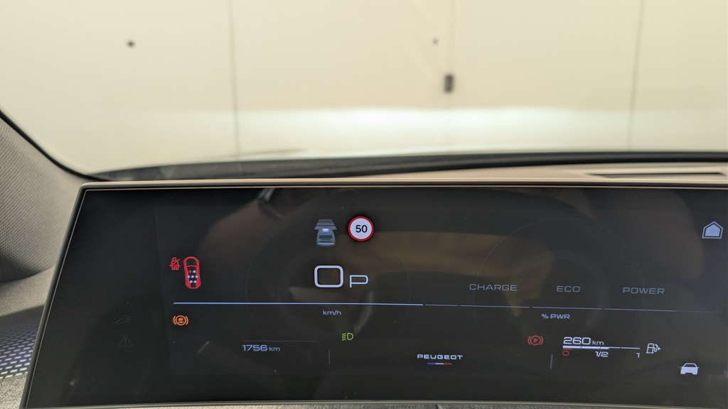 Peugeot 5008 HYBRID 145CH E-DCS6 GT