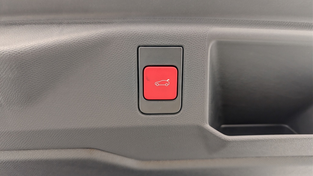 Peugeot 5008 HYBRID 145CH E-DCS6 GT