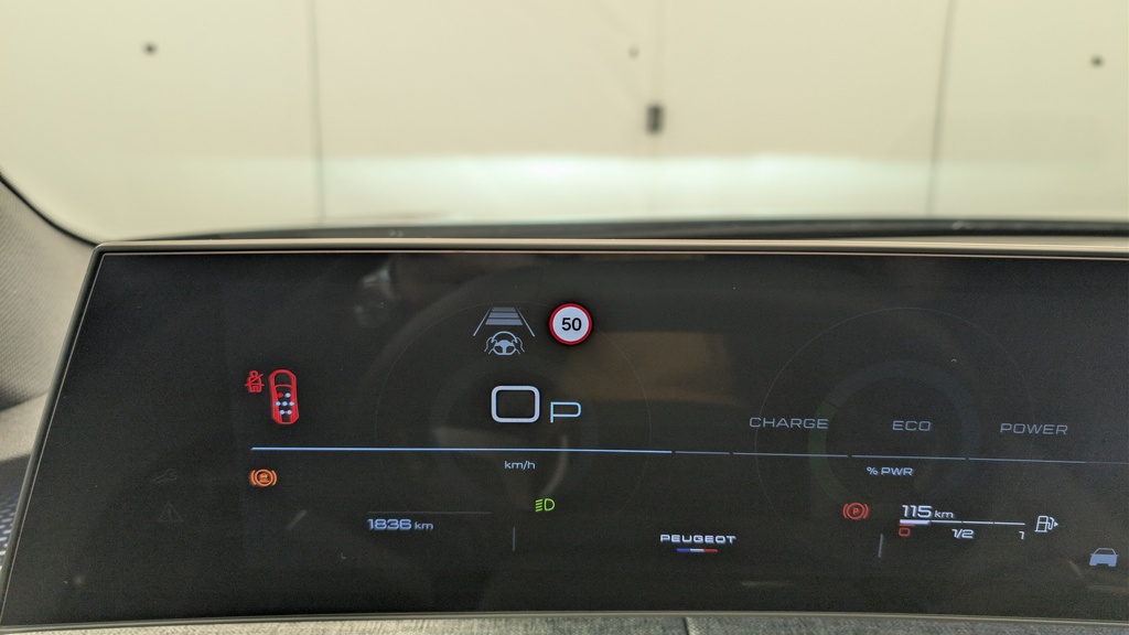 Peugeot 5008 HYBRID 145CH E-DCS6 GT