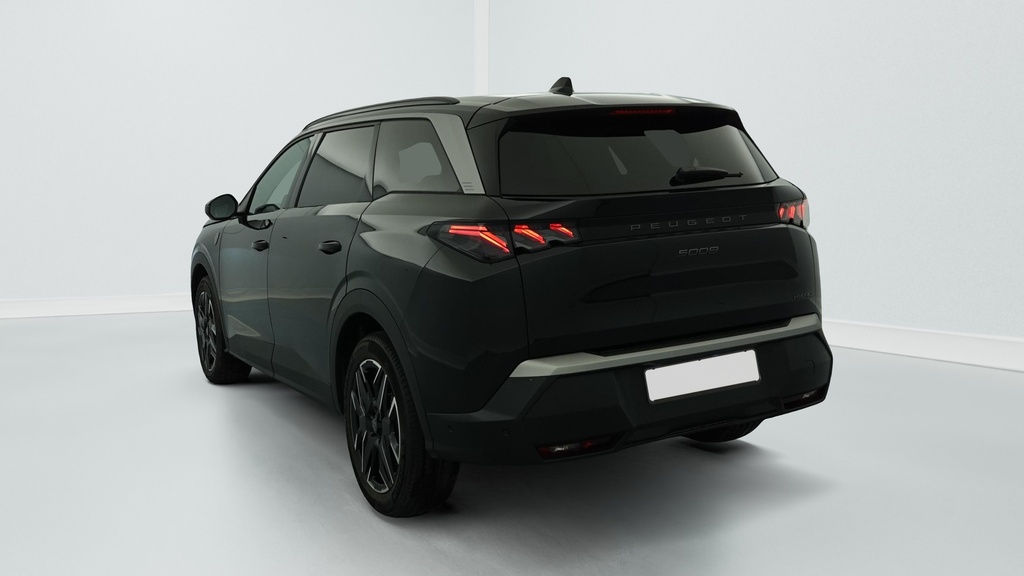 Peugeot 5008 HYBRID 145CH E-DCS6 GT