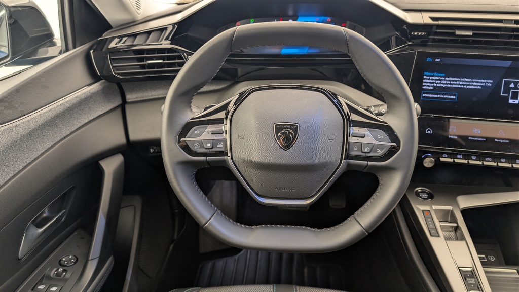 Peugeot 408 Hybrid 145 e-DCS6 Allure