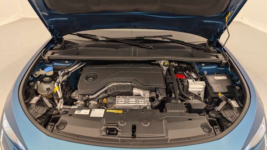 Peugeot 408 Hybrid 145 e-DCS6 Allure