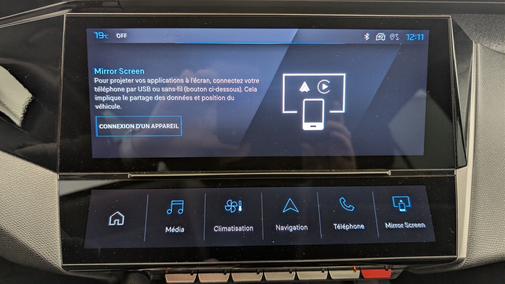 Peugeot 408 Hybrid 145 e-DCS6 Allure