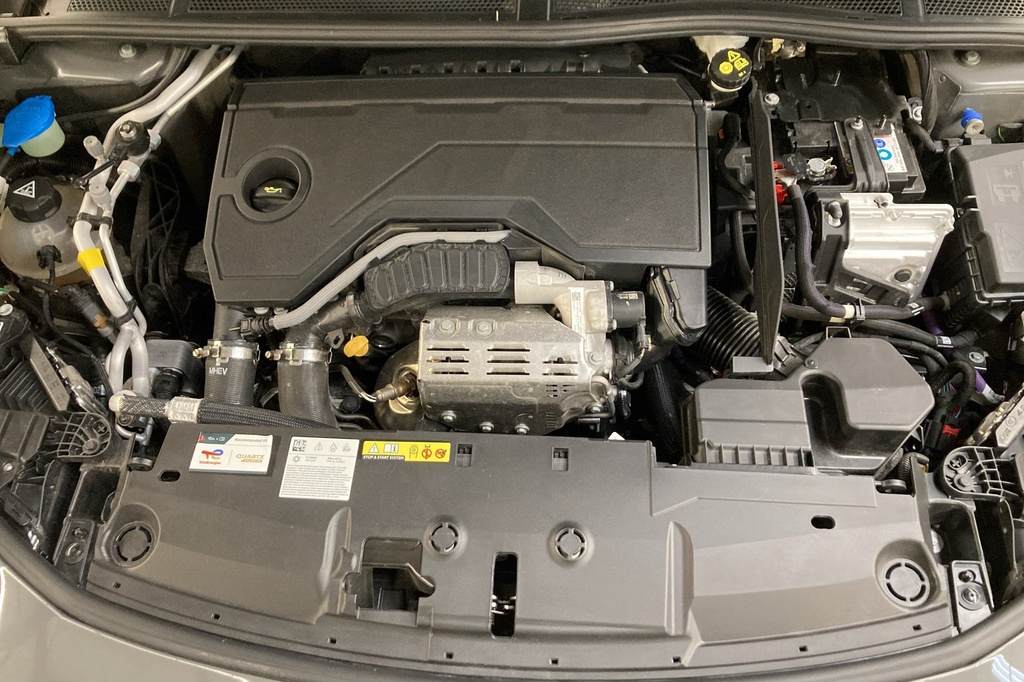 Peugeot 408 Hybrid 145 e-DCS6 Allure