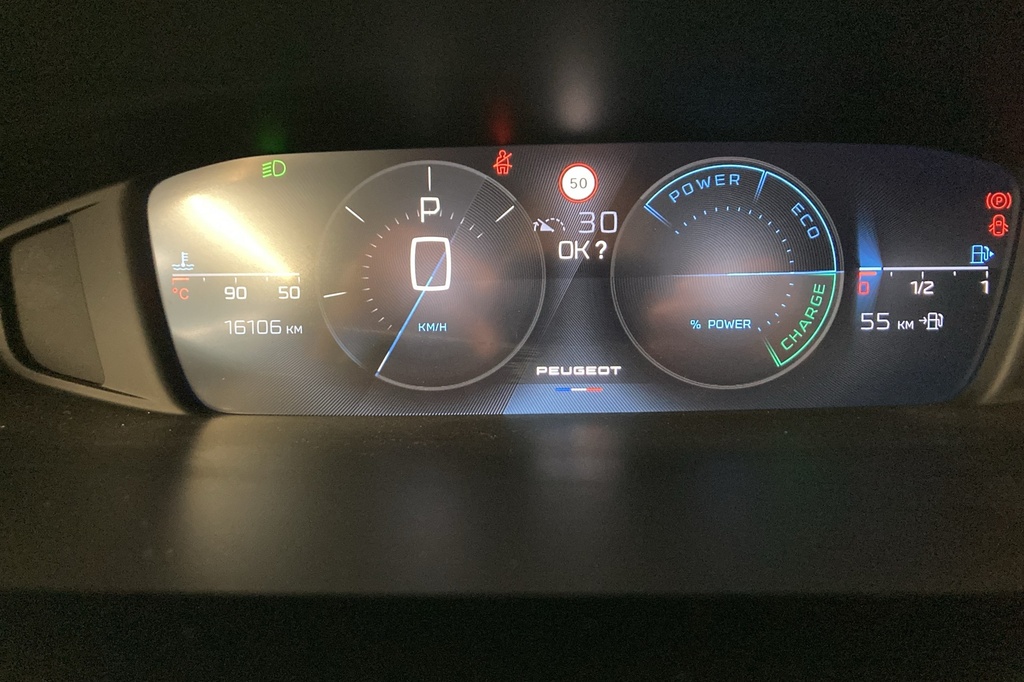 Peugeot 408 Hybrid 145 e-DCS6 Allure
