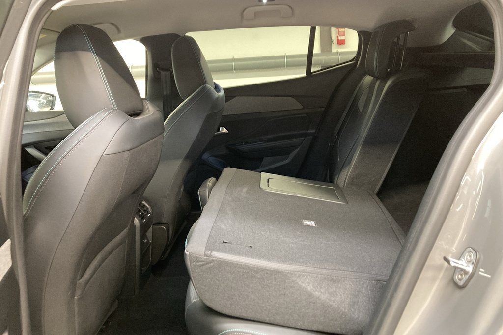 Peugeot 408 Hybrid 145 e-DCS6 Allure