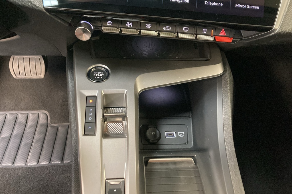Peugeot 408 Hybrid 145 e-DCS6 Allure