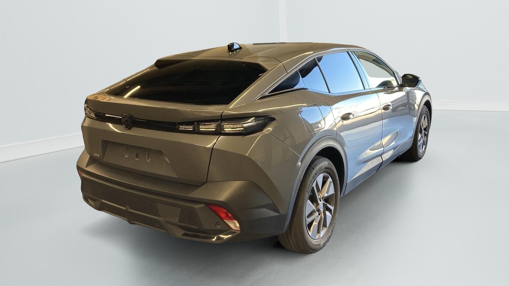 Peugeot 408 Hybrid 145 e-DCS6 Allure