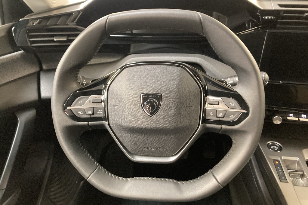 Peugeot 408 Hybrid 145 e-DCS6 Allure