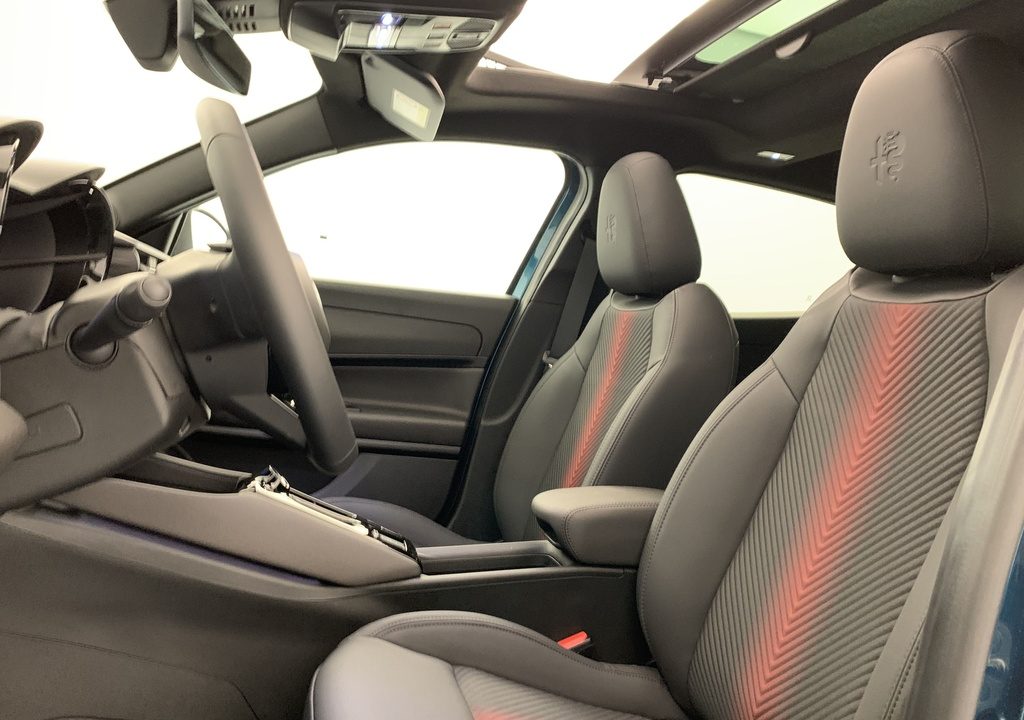 Alfa romeo Junior 1.2 Ibrida 145 ch e-DCT6 Q4 Ti