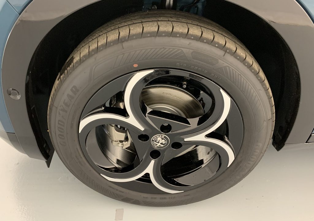 Alfa romeo Junior 1.2 Ibrida 145 ch e-DCT6 Q4 Ti