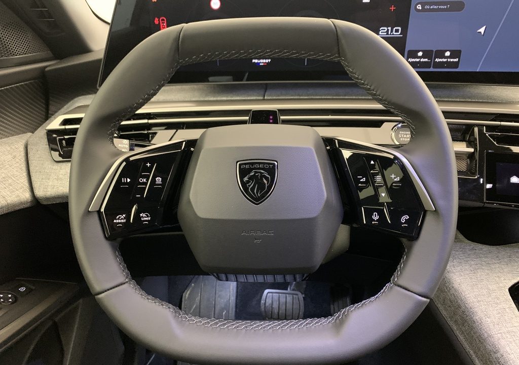 Peugeot 5008 HYBRID 145 CH E-DCS6 ALLURE