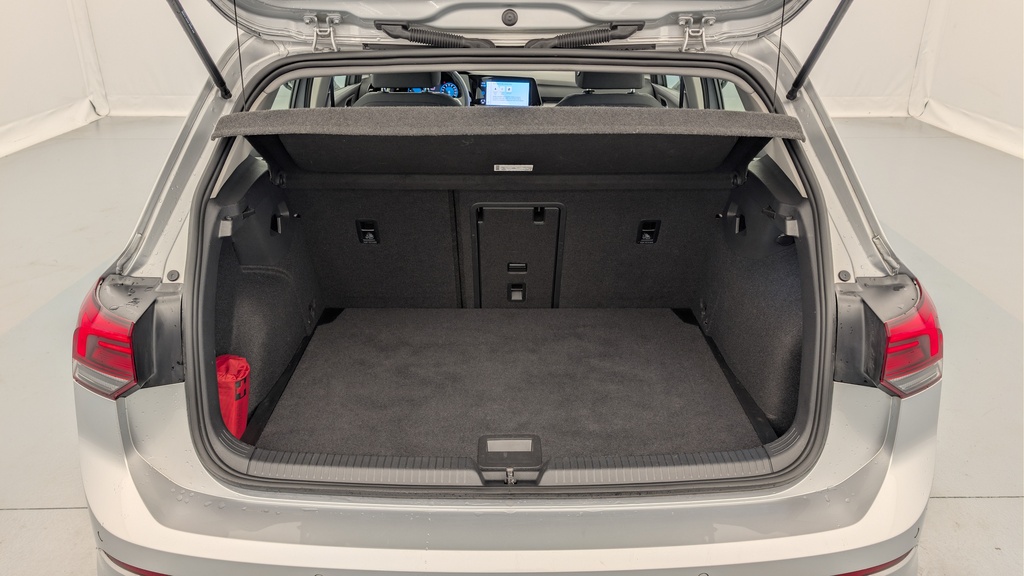 Volkswagen GOLF 8 2.0 TDI SCR 115 BVM6 LIFE
