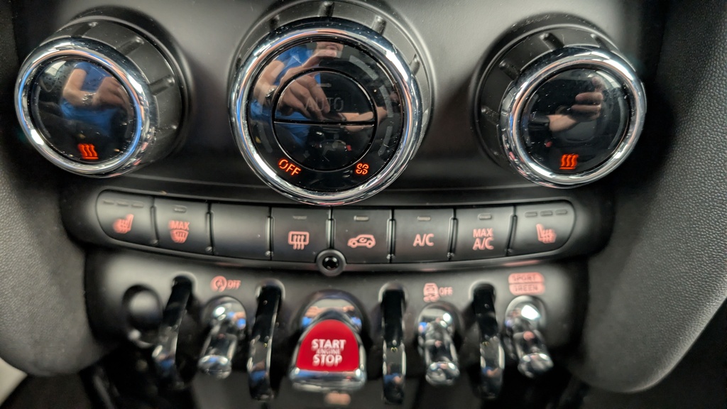 Mini HATCH 5 PORTES F55 LCI II COOPER 136 CH DKG7 ESSENTIAL