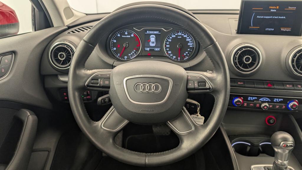 Audi A3 Berline 1.4 TFSI COD 140 AMBIENTE S TRONIC 7