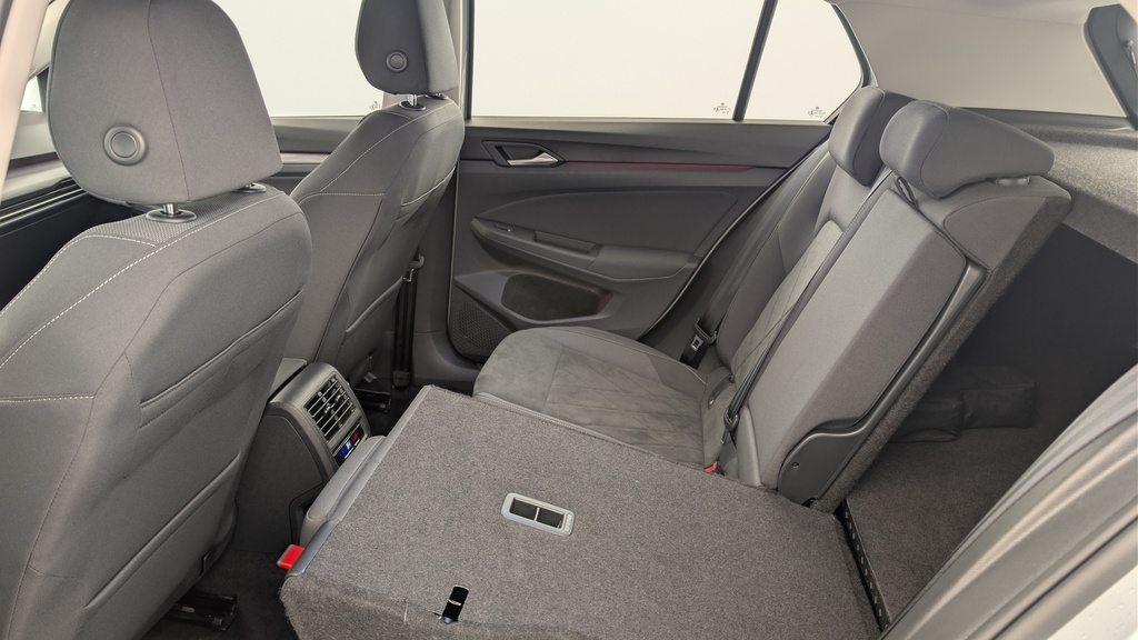 Volkswagen GOLF 8 1.4 HYBRIDE RECHARGEABLE OPF 204 DSG STYLE