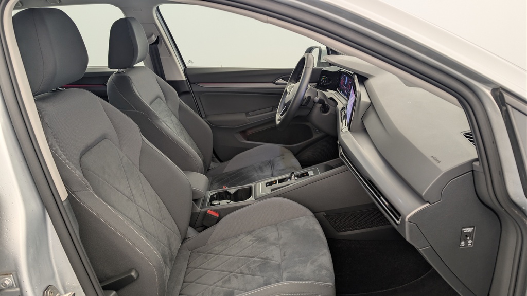 Volkswagen GOLF 8 1.4 HYBRIDE RECHARGEABLE OPF 204 DSG STYLE